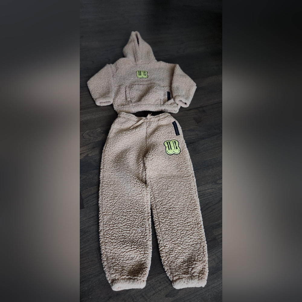 Cutest set to keep you extra warm